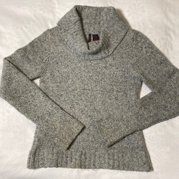 Heart-N-Crush Cowl Neck Chunky Knit Sweater - Picture 3 of 12